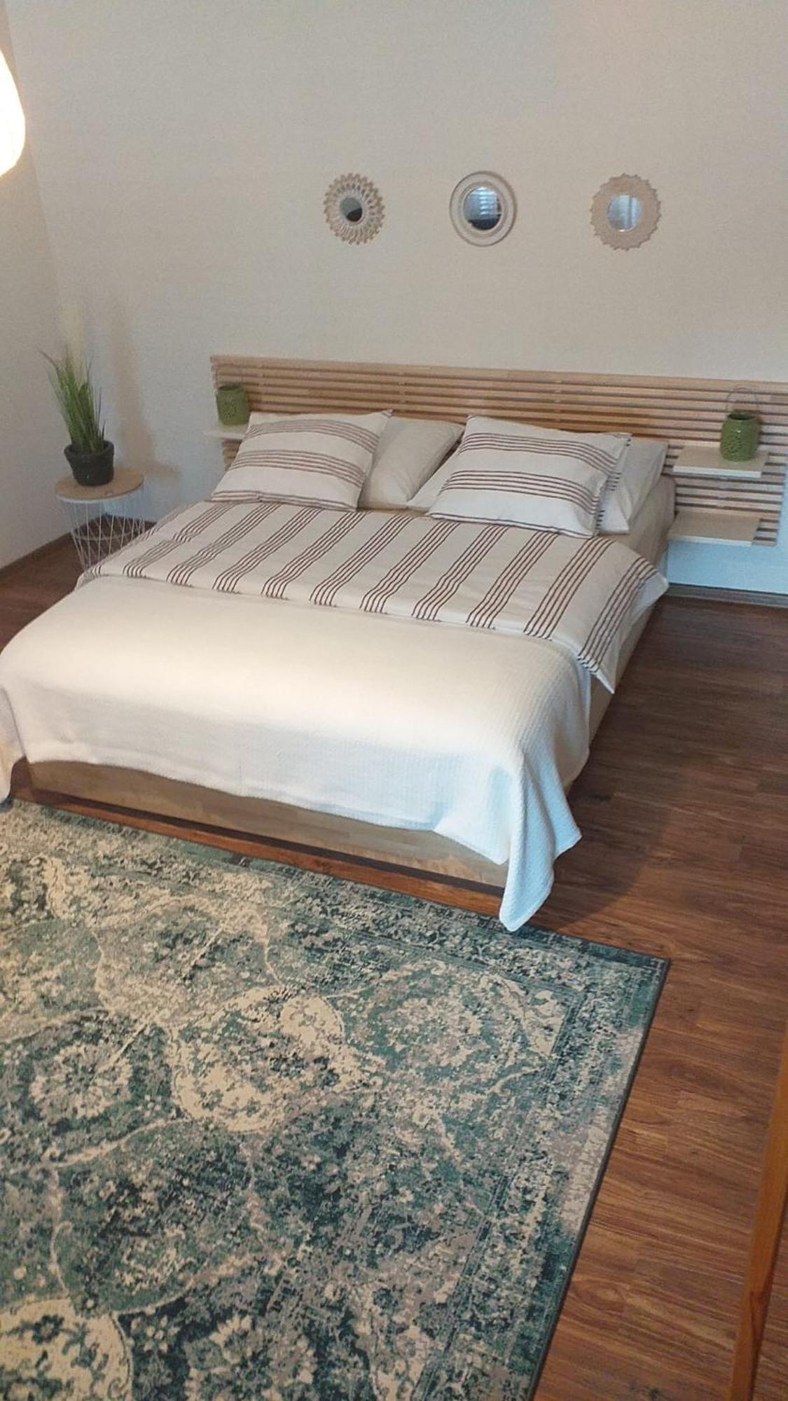 Apartamenty No3 Paczkow Exteriör bild